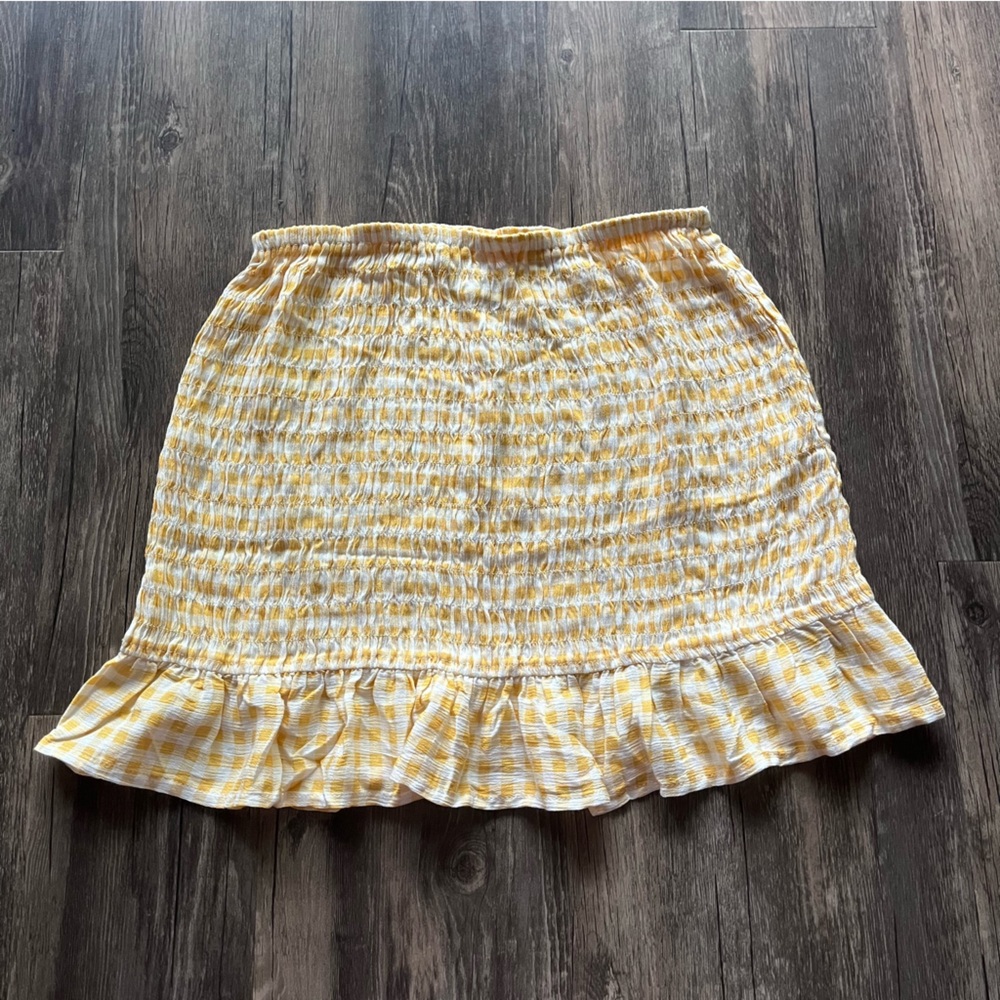 NWOT ASOS Yellow Gingham Smocked Petite Skirt with Ruffle Hem Sz 8P